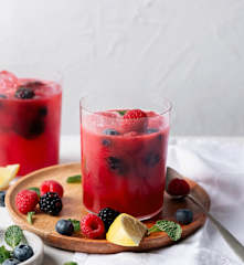 无酒精莓果莫吉托