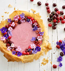 Tarte de verão com mousse de cereja