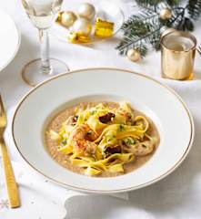 Pappardelle con langostinos y boletus salteados en salsa de foie