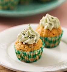 Minicupcakes de beicon, queso y hierbas