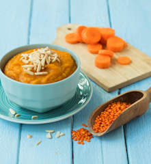 Karotten-Linsen-Püree mit Mandelsplitter