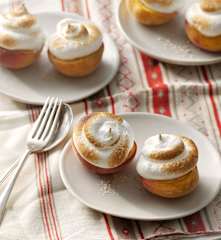 Baked Peaches with Meringue Topping