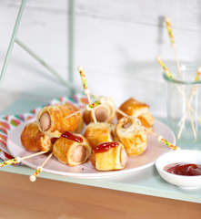 Feuilletés aux saucisses de Francfort et ketchup