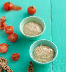 Dip de tomate e queijo-creme