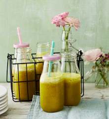 Ananas-Smoothie mit Ingwer