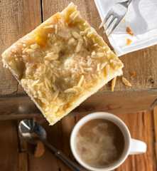 Butterkuchen mit Vanillecreme