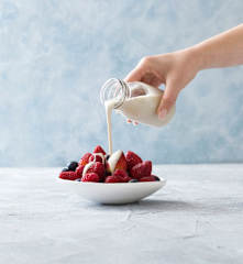 Cashew pouring cream