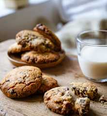 Cookies au chocolat au lait et aux noisettes