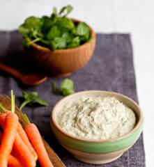 Salsa crescione e sgombro affumicato