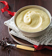 Crema chantilly con gocce di cioccolato