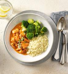 Hühnergeschnetzeltes mit Reis und Brokkoli