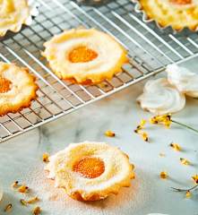 Tortini alle albicocche sciroppate