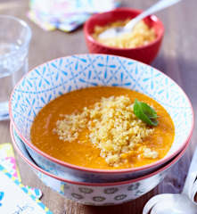 Tomatensuppe mit Bulgur