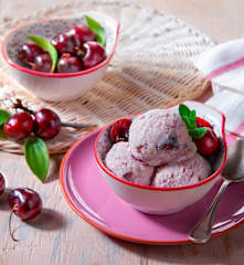 Gelato mascarpone e ciliegie