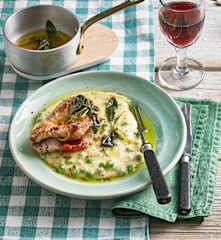 Saltimbocca auf Erbsen-Polenta