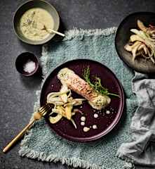 Lachs mit Fenchel-Apfel-Salat