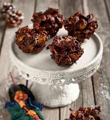 Rose al cioccolato e corn flakes