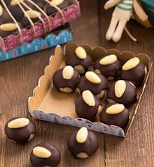 Cioccolatini alle mandorle