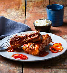 Costine di manzo a Cottura Lenta con salsa ai fichi