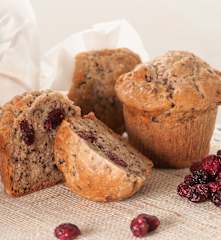 Muffins de queso manchego, nueces y arándanos