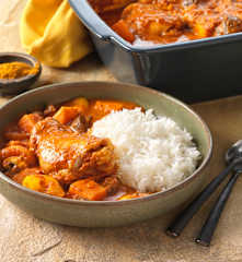 Marokkanischer Hendltopf "Ras el-Hanout" mit Reis