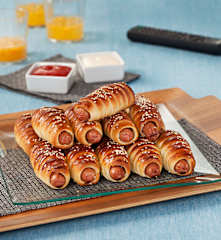 Footy finals hot dogs