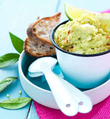 Mousse di baccalà e avocado