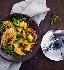 Pollo e insalata tiepida di patate (TM6)