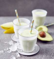 Avocado-Vanille-Smoothie