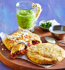 Gorditas de Chicharrón