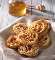 Cartellate
