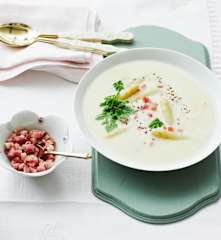 Spargelcremesuppe