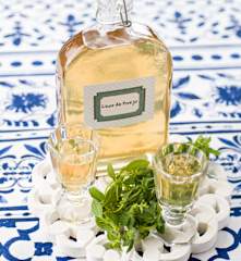 Licor de poejo