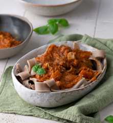 Gluten-free Tagliatelle with Veggie Ragout