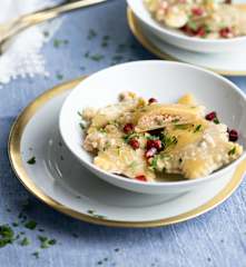 Orzechowe ravioli z szampańskim sosem