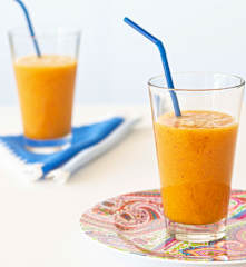 Sumo de laranja, maçã e pera