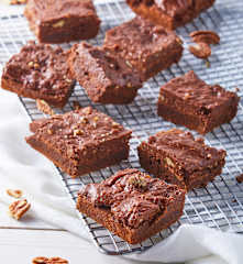 Brownie y trufa caramelizada TM6