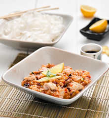 Kuře po asijsku s citrónovou omáčkou