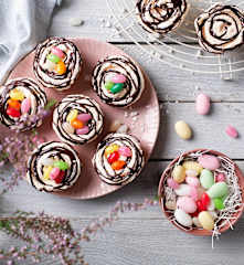 Meringue Easter Nests