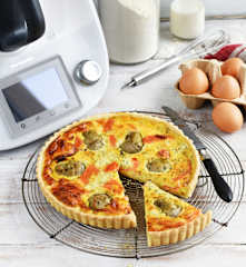 Quiche au saumon fumé et aux artichauts