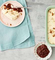 Polenta-Flammeri mit Zwetschgenröster