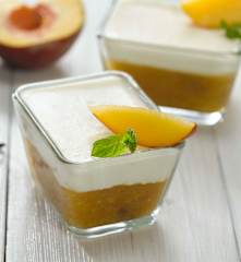 Vanilkové nebe s broskvovým přelivem