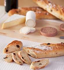 Pan de ajoblanco y pasas