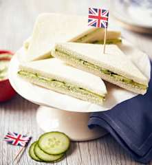 Apfel-Gurken-Sandwiches