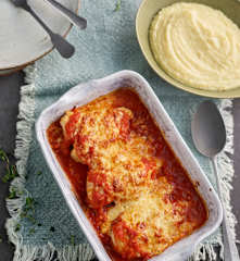 Pizzaiola z kurczaka z purée selerowo-ziemniaczanym