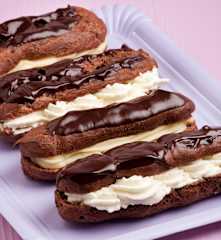 Éclairs de chocolate