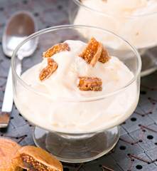 Medovo-fíková zmrzlina s kozím sýrem