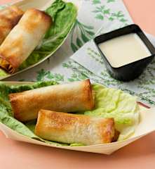 Nems de langostinos con emulsión de piña