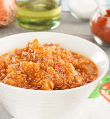 Salsa di pomodori, pancetta e paprika