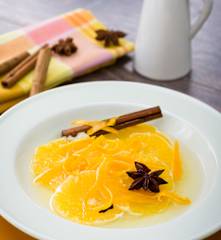 Naranja en almíbar de especias